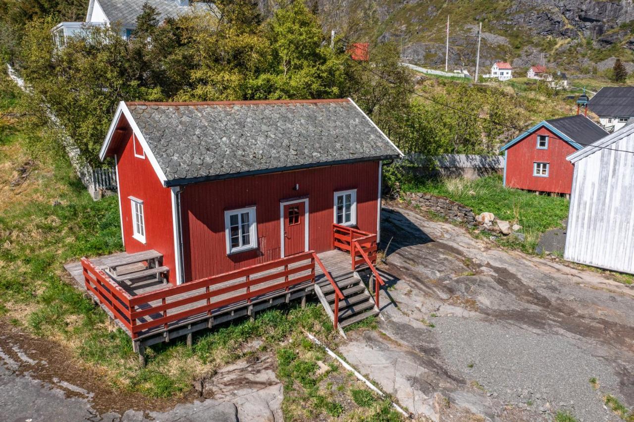 Lofoten Budget Hostel A Exterior photo